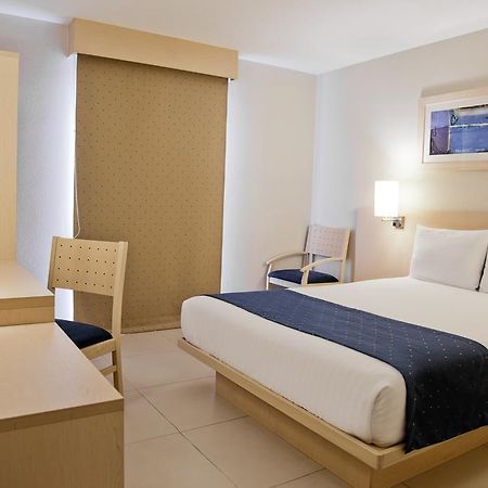 City Express Coatzacoalcos Exterior photo