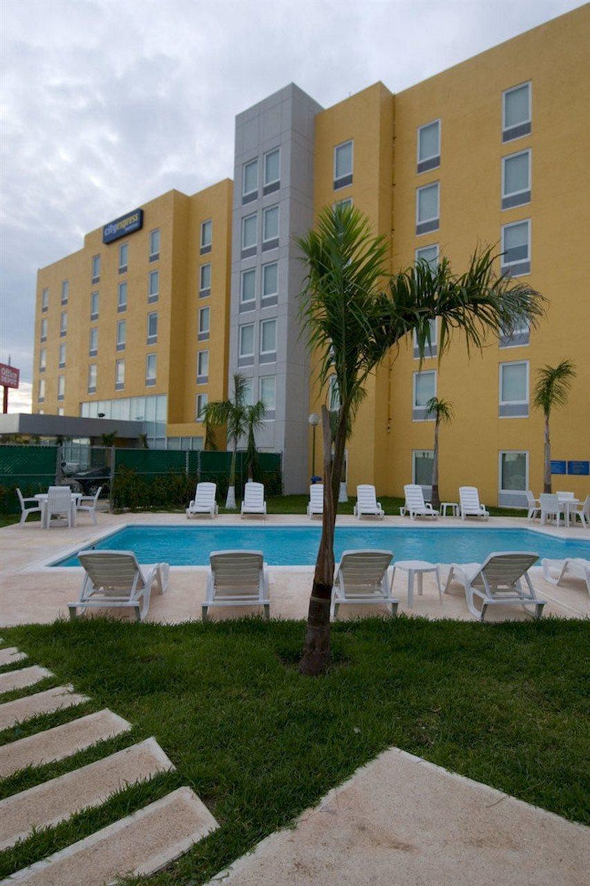City Express Coatzacoalcos Exterior photo