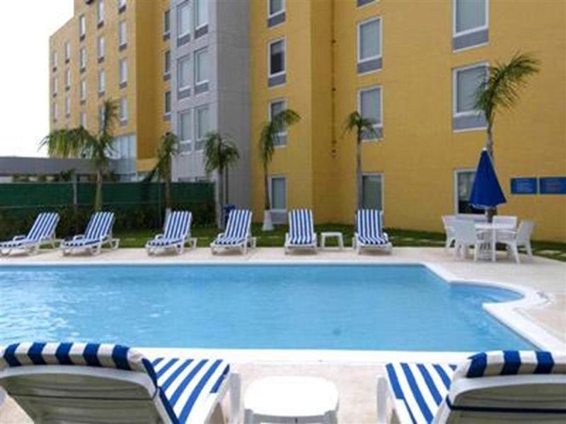 City Express Coatzacoalcos Exterior photo
