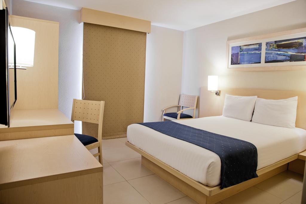 City Express Coatzacoalcos Exterior photo